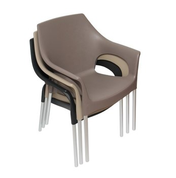 Сложенные пластиковые стулья Стелла 82 см