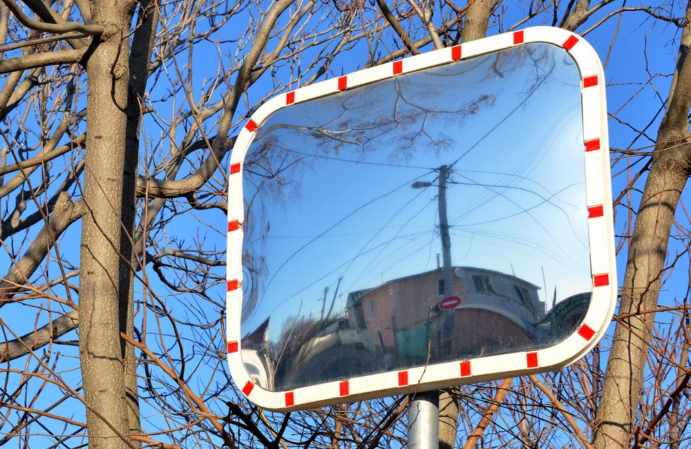 Прямоугольное зеркало со светоотражающей пленкой